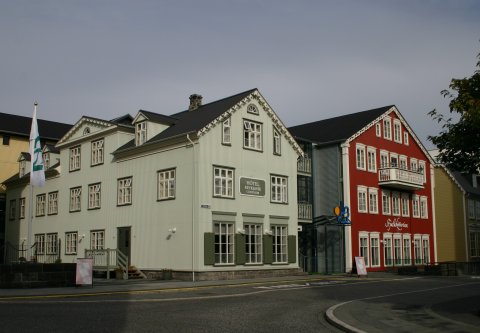 Aðalstræti 16