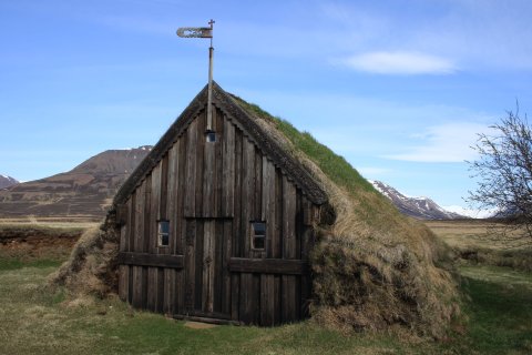 Grafarkirkja-14.-mai-2009-004
