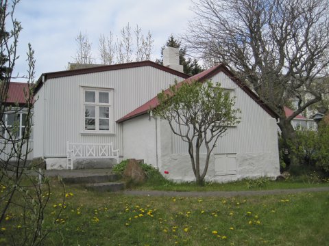 Tómasarhagi 16b