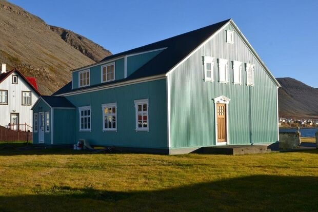Lagabreytingar er varða friðuð og umsagnarskyld hús og mannvirki ...