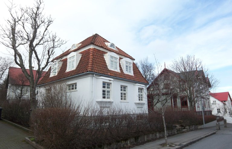 Tjarnargata 34